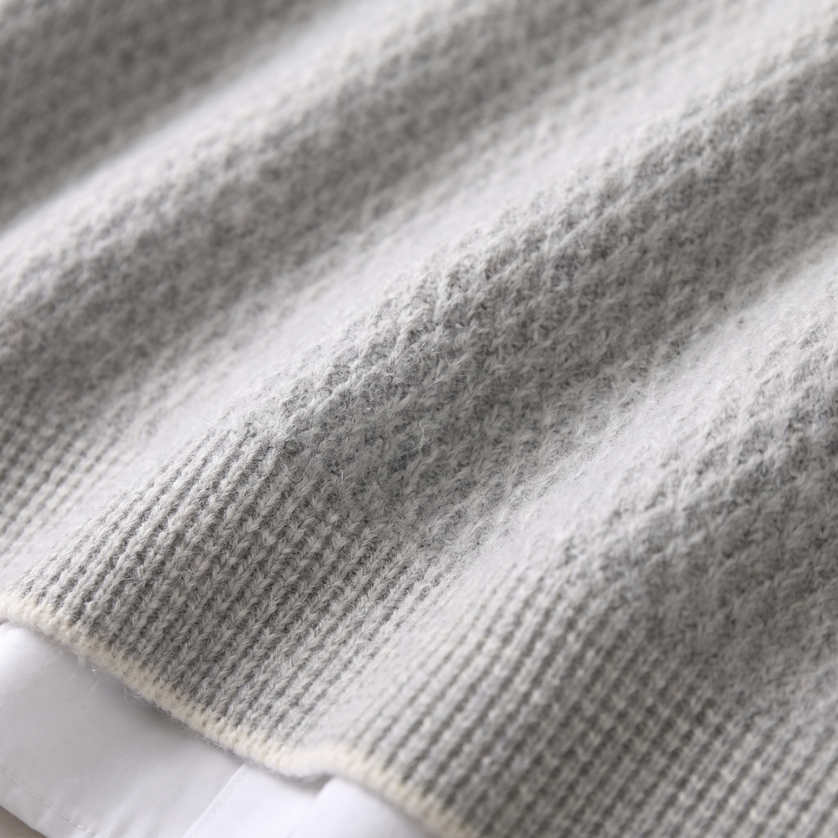 THEO CASHMERE SWEATER