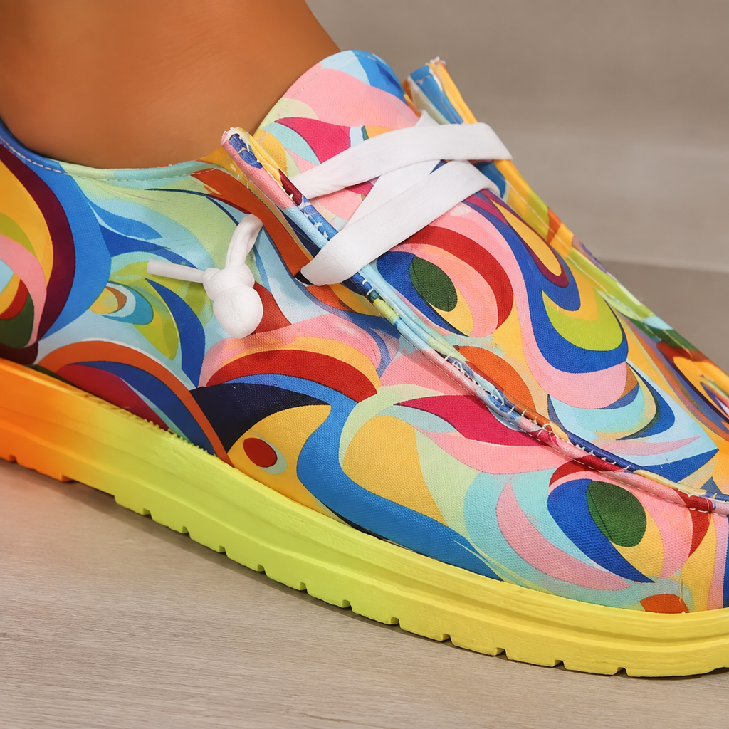 Leila Canvas Low-Top Sneaker