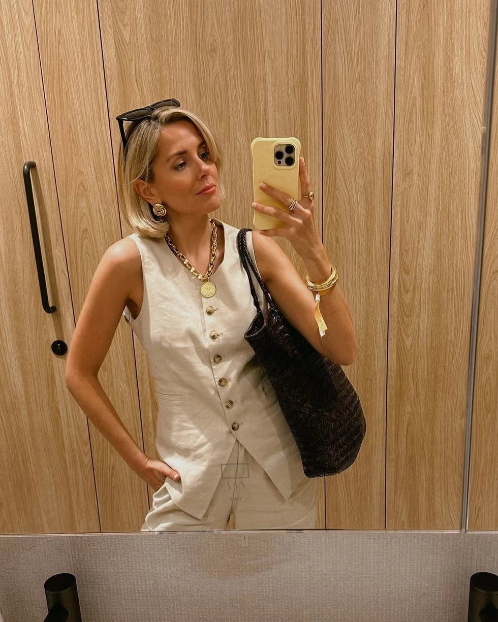 <p>REAL WOMEN - REAL STYLE</p>